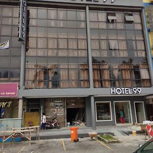 Hotel 99 Seri Kembangan Serdang